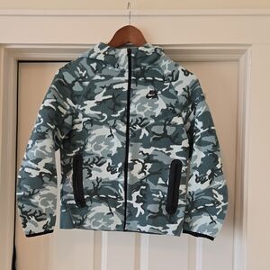 Nike Green and Gray Camo Full-Zip Hoodie